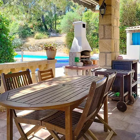 Beautiful In Casa de Férias Aramon